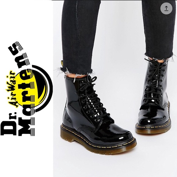 Dr. Martens Shoes - 🌟HP🌟 Dr. Martens black patent leather 1460 boots